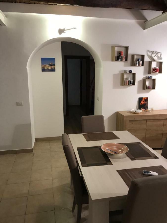 Hôtel Athmosfera Nova 18 à Naples Extérieur photo
