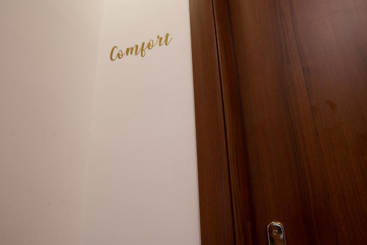 Hôtel Athmosfera Nova 18 à Naples Extérieur photo
