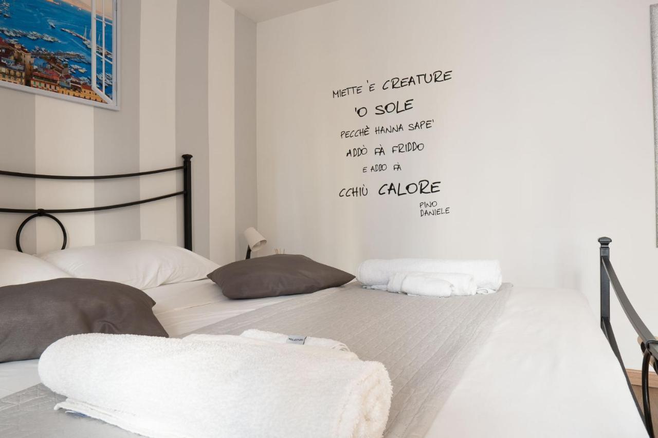 Hôtel Athmosfera Nova 18 à Naples Extérieur photo