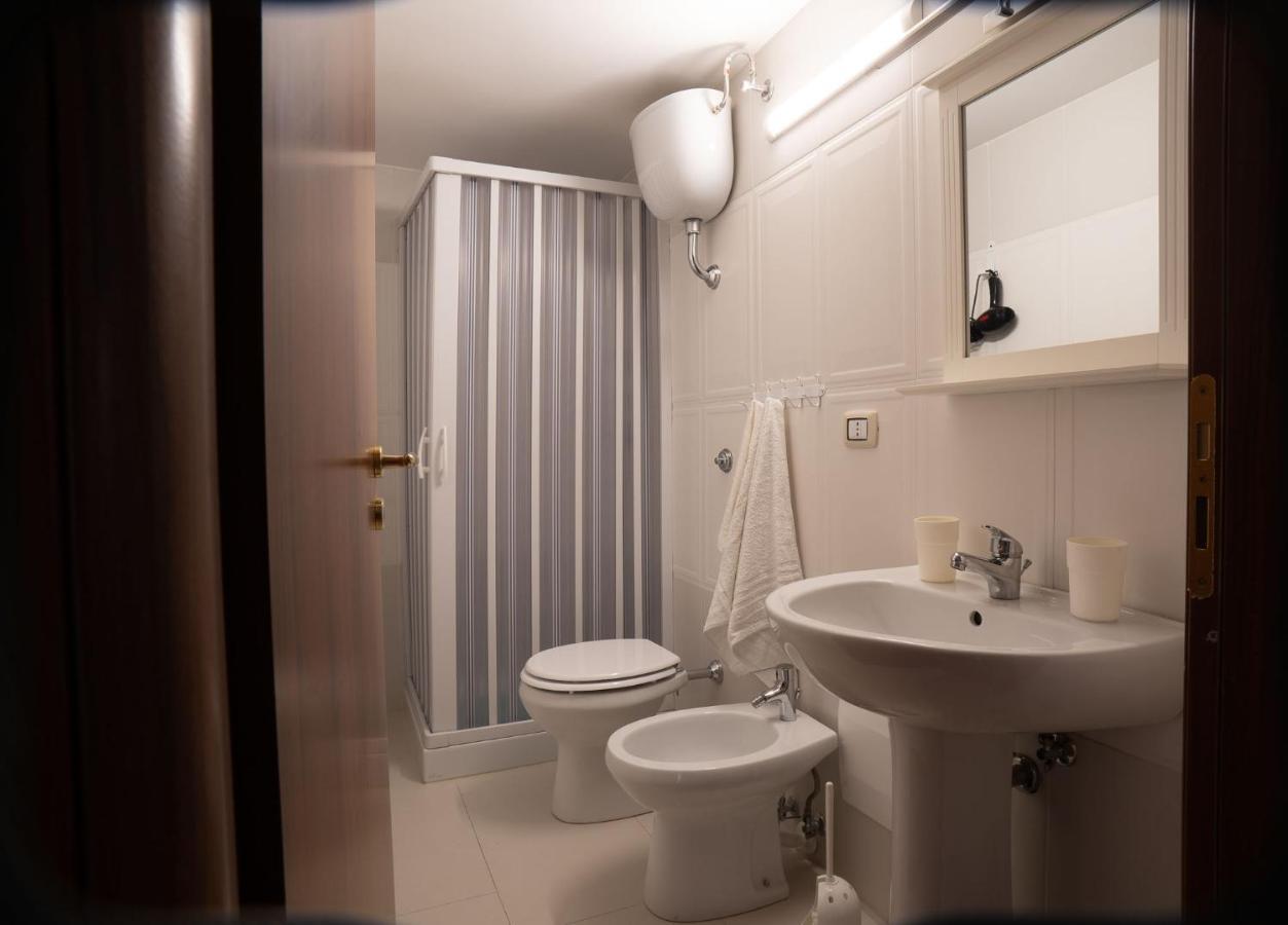 Hôtel Athmosfera Nova 18 à Naples Extérieur photo